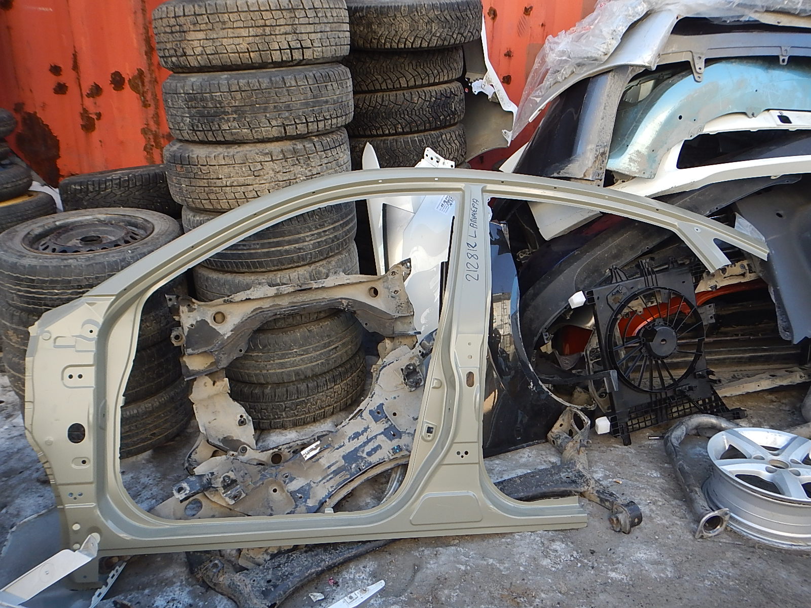 Телевизор nissan almera g15. Ниссан альмера 1998 кузовные запчасти. Кузовные детали на ниссан альмера классик. Детали на ниссан альмера. Кузовные детали ниссан альмера g15.