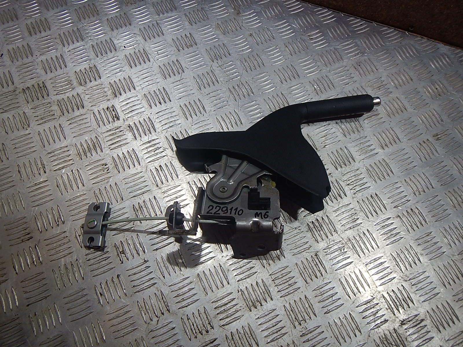 Рычаг стояночного тормоза, Mazda (Мазда)-6 (GH) (07-) авторазбор, Фото 1, миниатюра