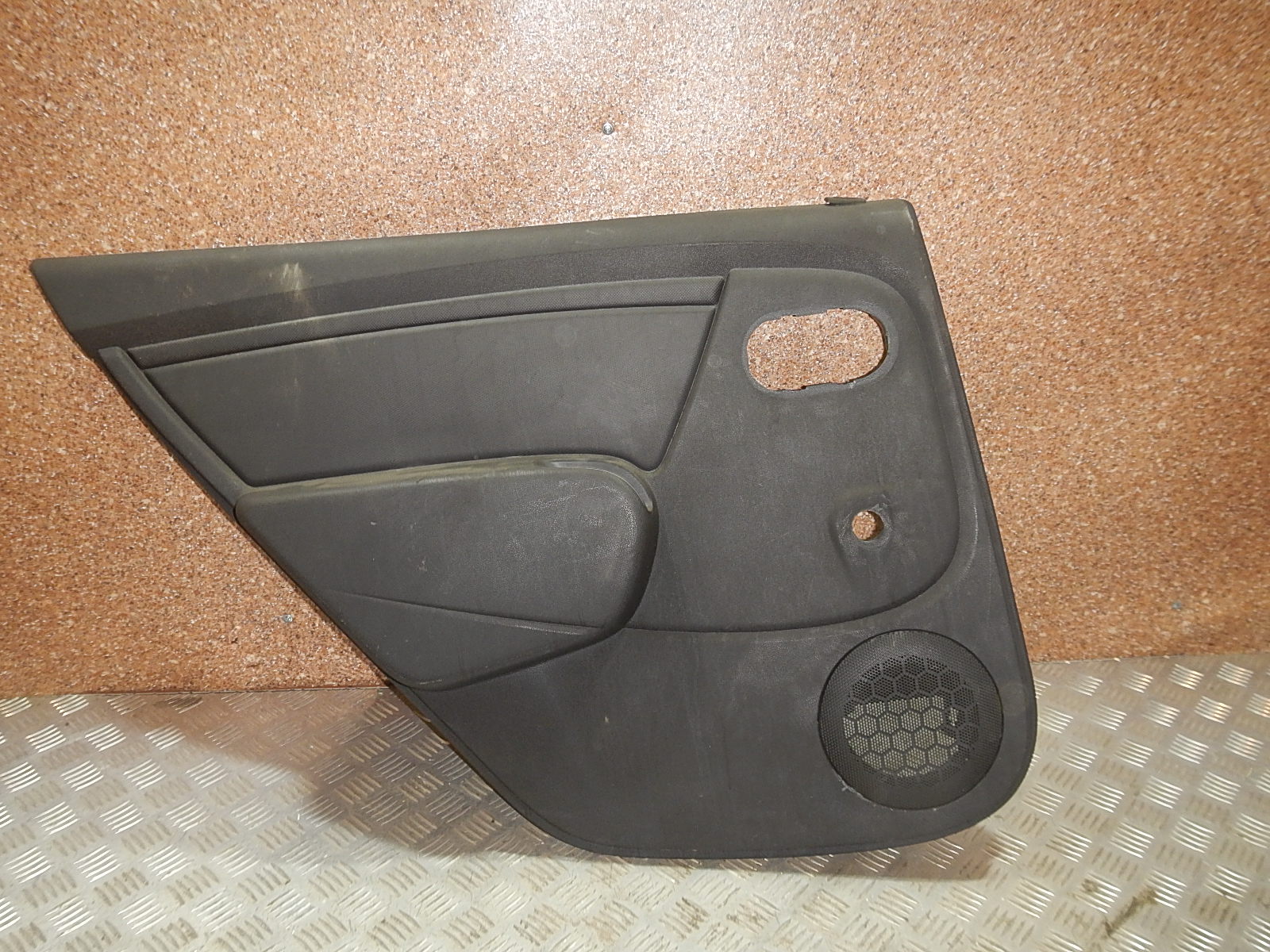 Купить Обшивку Дверей На Рено Логан