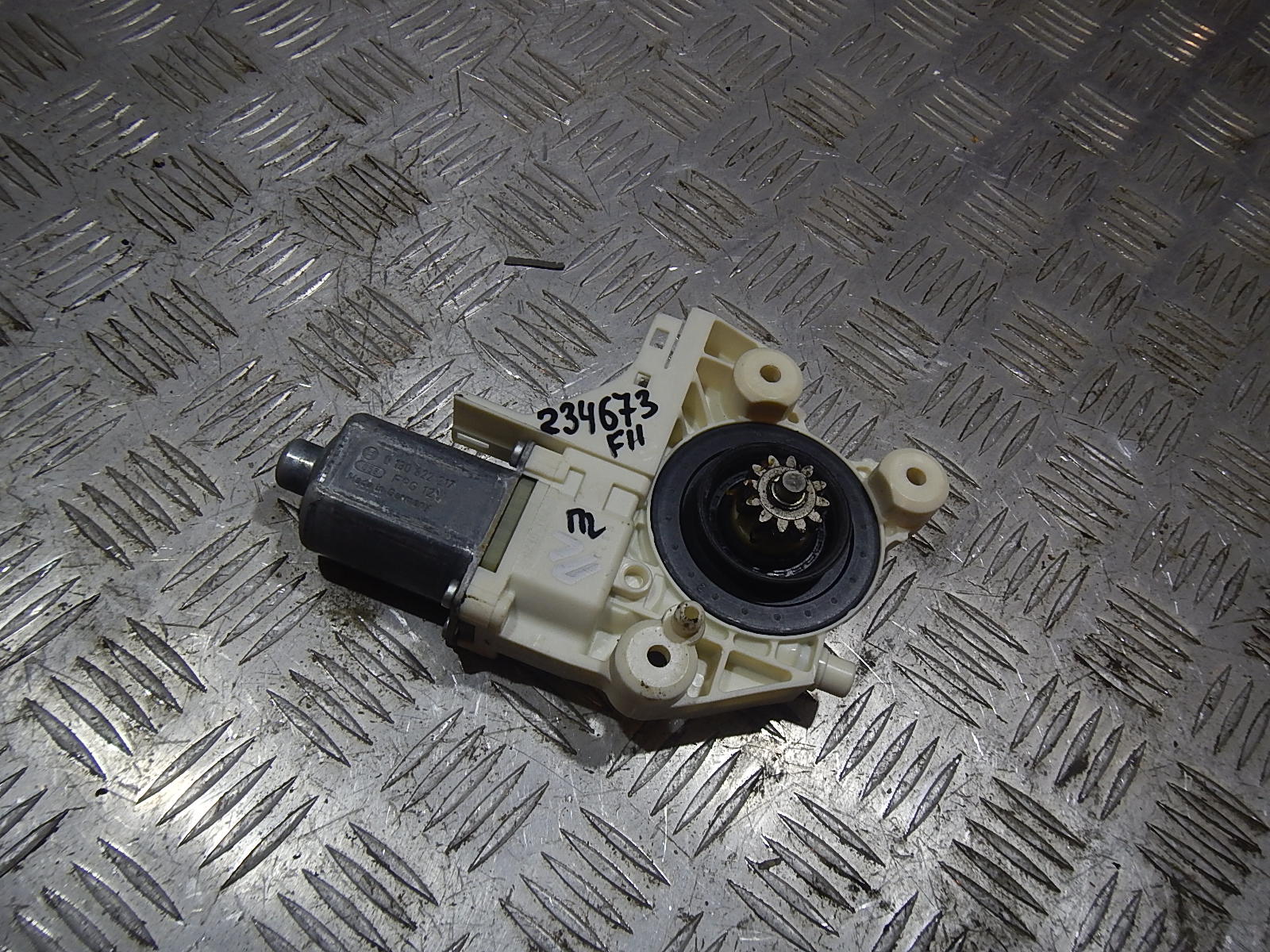 Купить Моторчик Стеклоподъемника Форд Фокус Передний