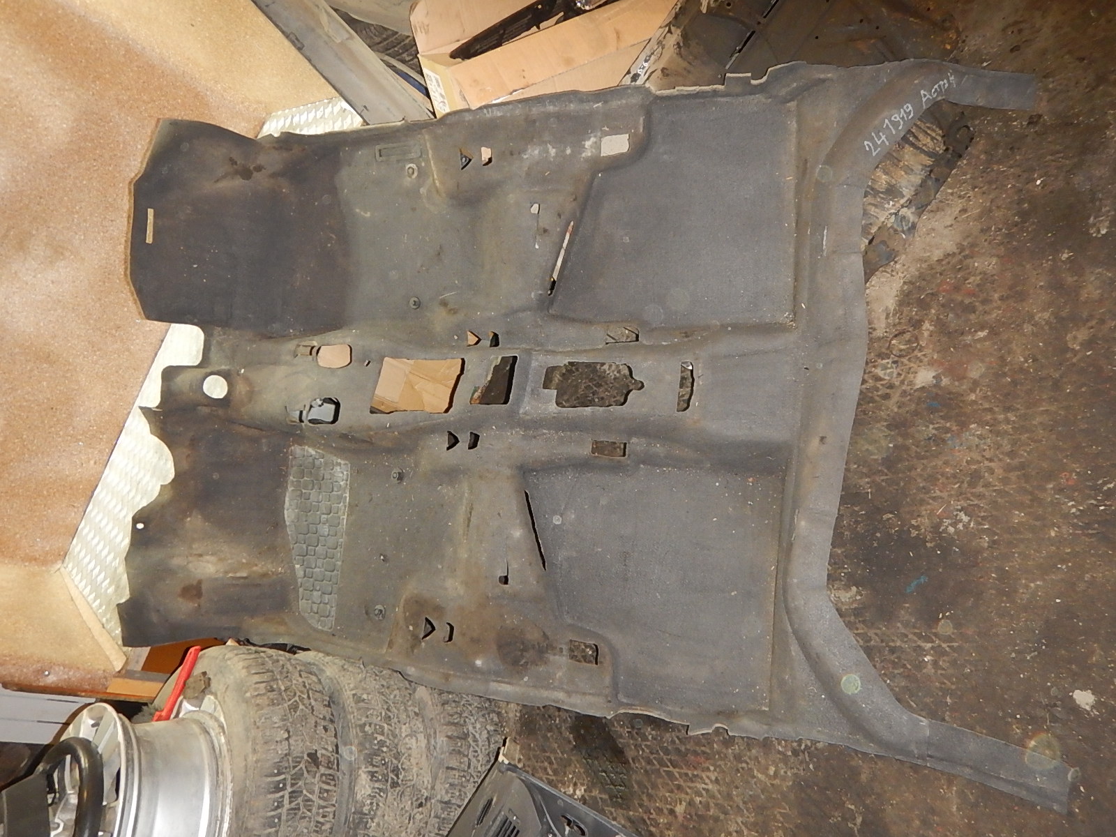 Как снять напольное покрытие на опель н 90363411 Opel Astra F48, 48 Ковровое покрытие F48 2003 бу купить по цене от 1628