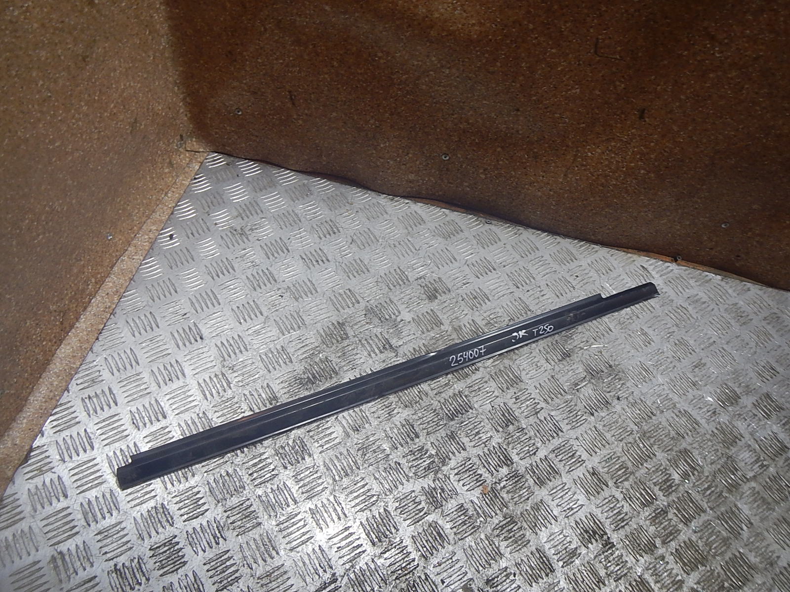 Молдинг Шевроле Т250 Купить Капота