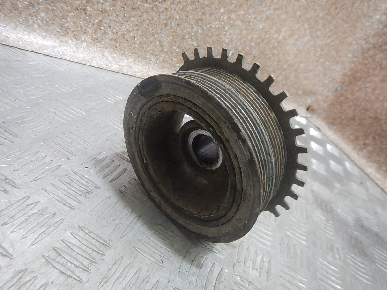 Шкив коленвала мазда 3 1. Мазда 2. Шкив коленвала mazda 3 bk 1. Шкив коленвала мазда 3,-3. Шкив коленвала mazda 3 bk.