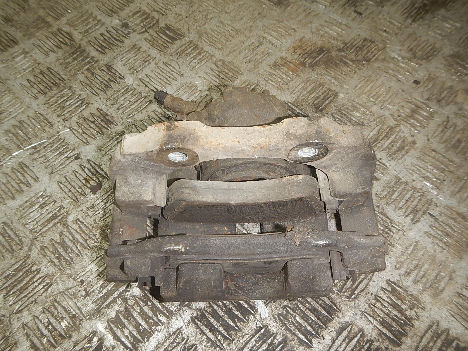 Суппорт пежо 306. 3. Направляющие на суппорт пежо 4007. Суппорта пежо 206. Суппорт тормозной пежо 206.