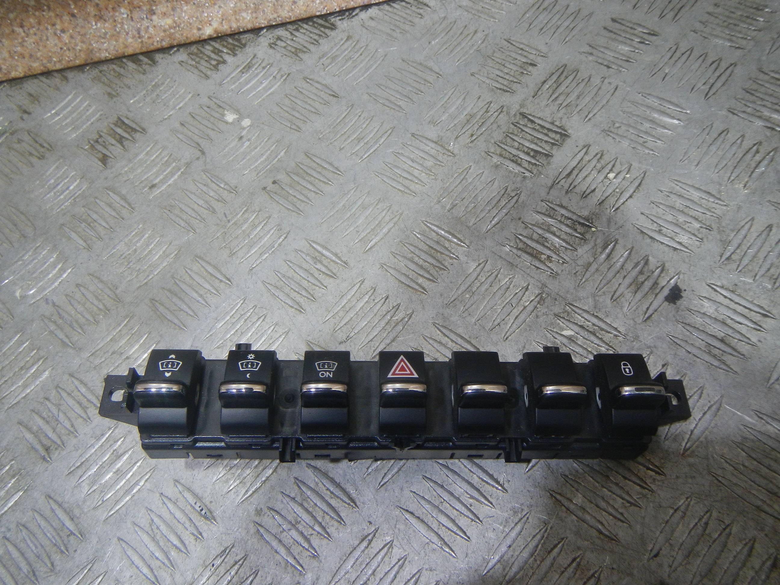 Блок кнопок пежо. Блок кнопок пежо. Кнопки пежо 3008. Блок кнопок пежо 3008 2017. Блок кнопок peugeot 3008.