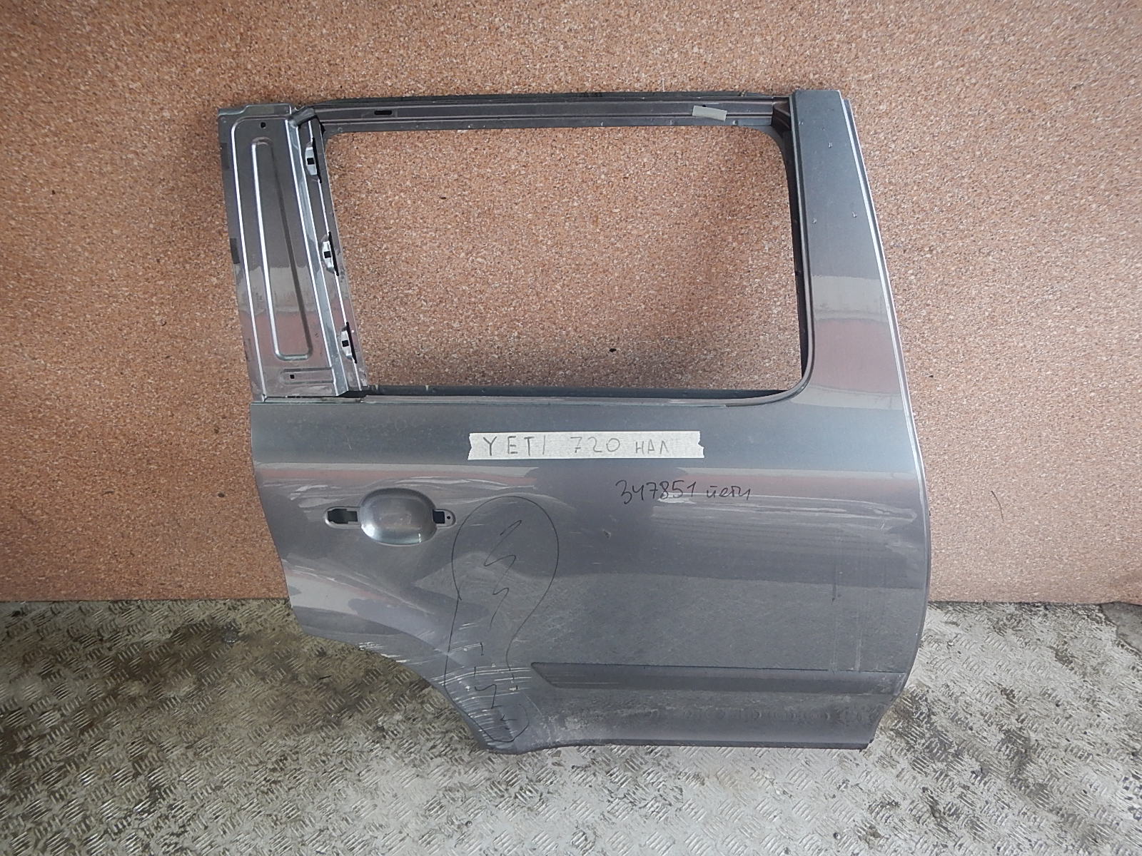 Купить Дверь Шкода Етти