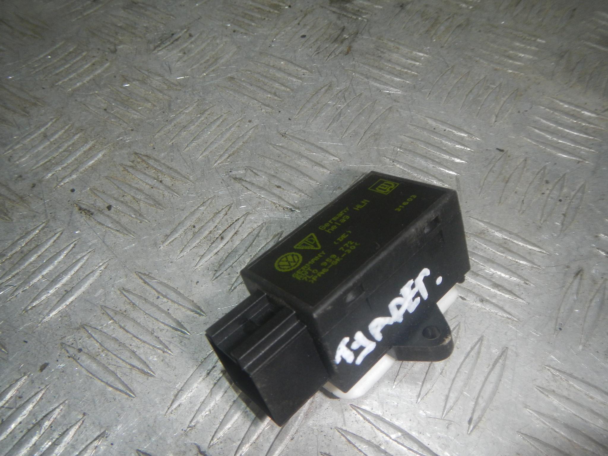 7e0937503b. нагрузочное реле в туарег. блок реле туарег nf. 5 дизель реле пневмоподвески. реле туарег.