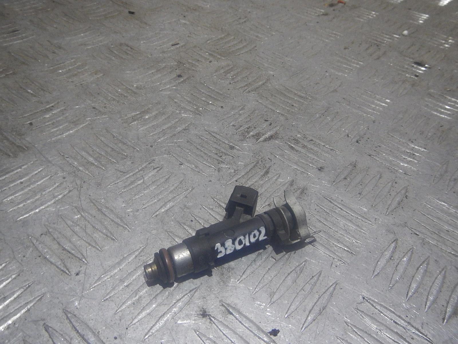 Топливная форсунка рено логан 1. 4. Форсунки рено логан 1. Форсунки рено логан. Форсунки для рено сандеро 2012 года.