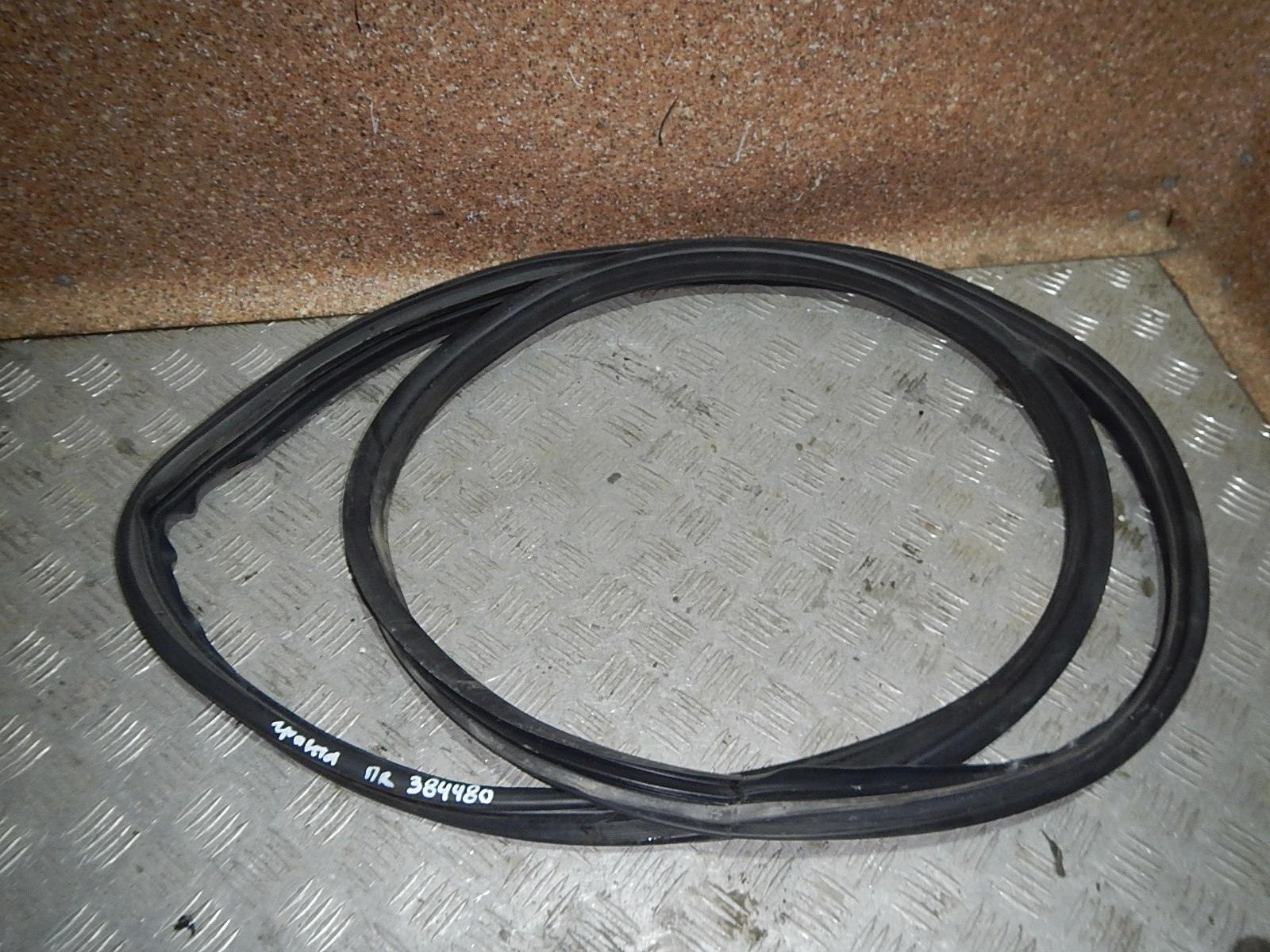 Уплотнитель двери lada granta. 4м, 51500834. Уплотнитель проема двери гранта. Уплотнитель рги-135 ( артикул 1118-6107028). Уплотнитель двери лада калина 2.