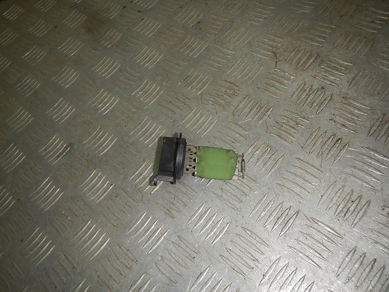Разбираем блок печки/кондера. - Mitsubishi Colt VI, 1,3 л, 2005 года другое DRIV