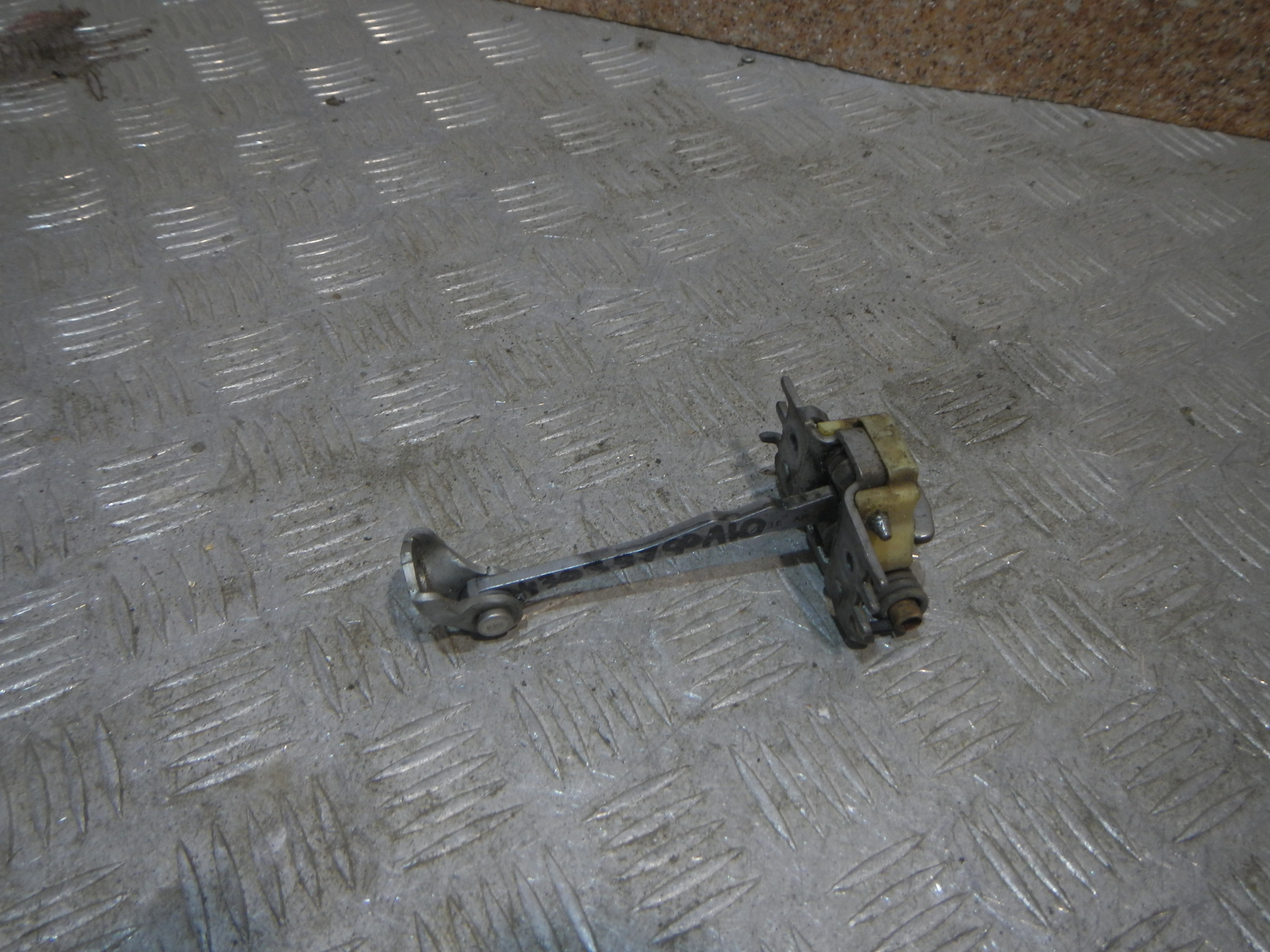 Купить Ограничитель Дверей На Рено Флюенс