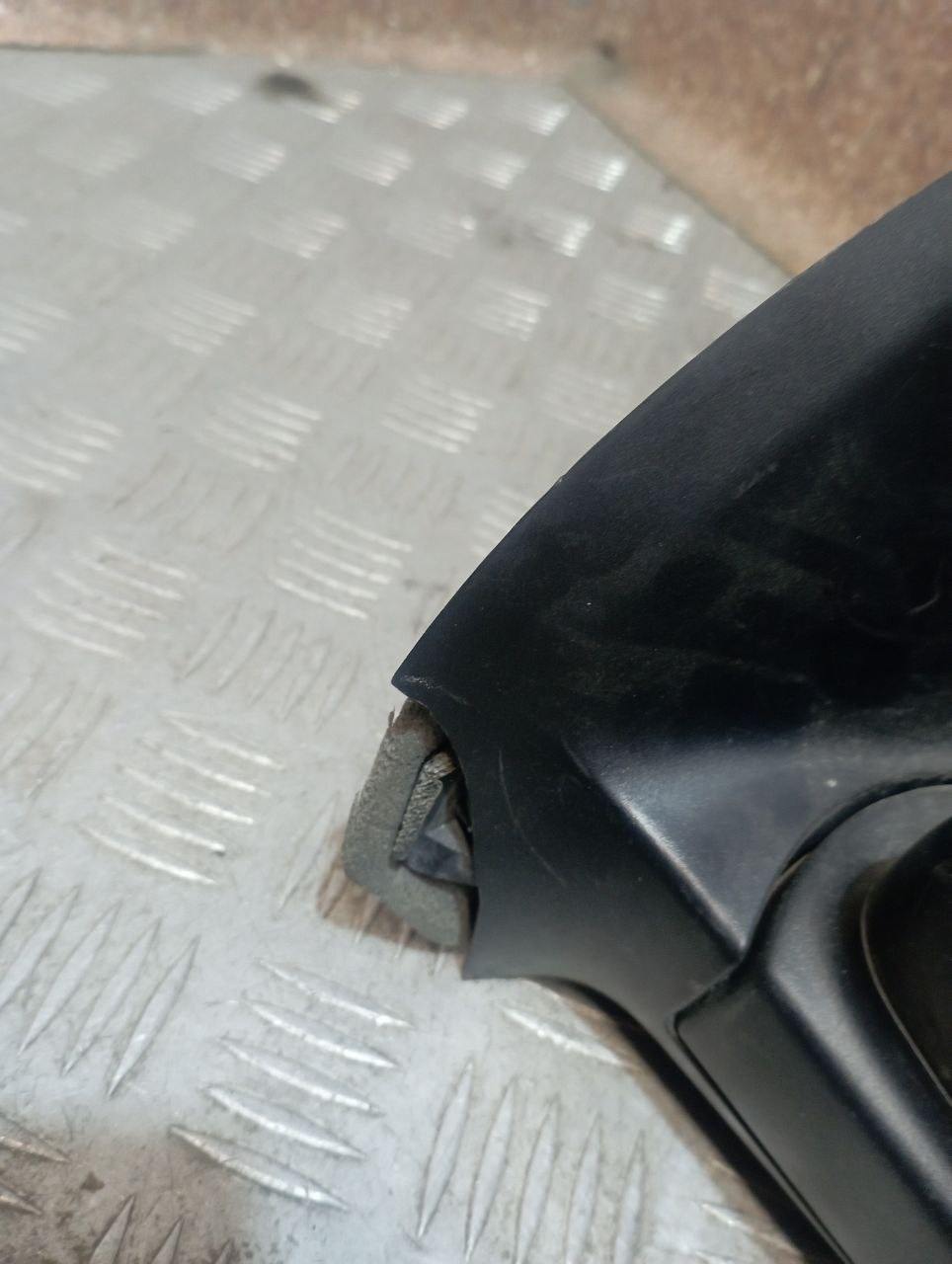 Зеркало левое электрическое