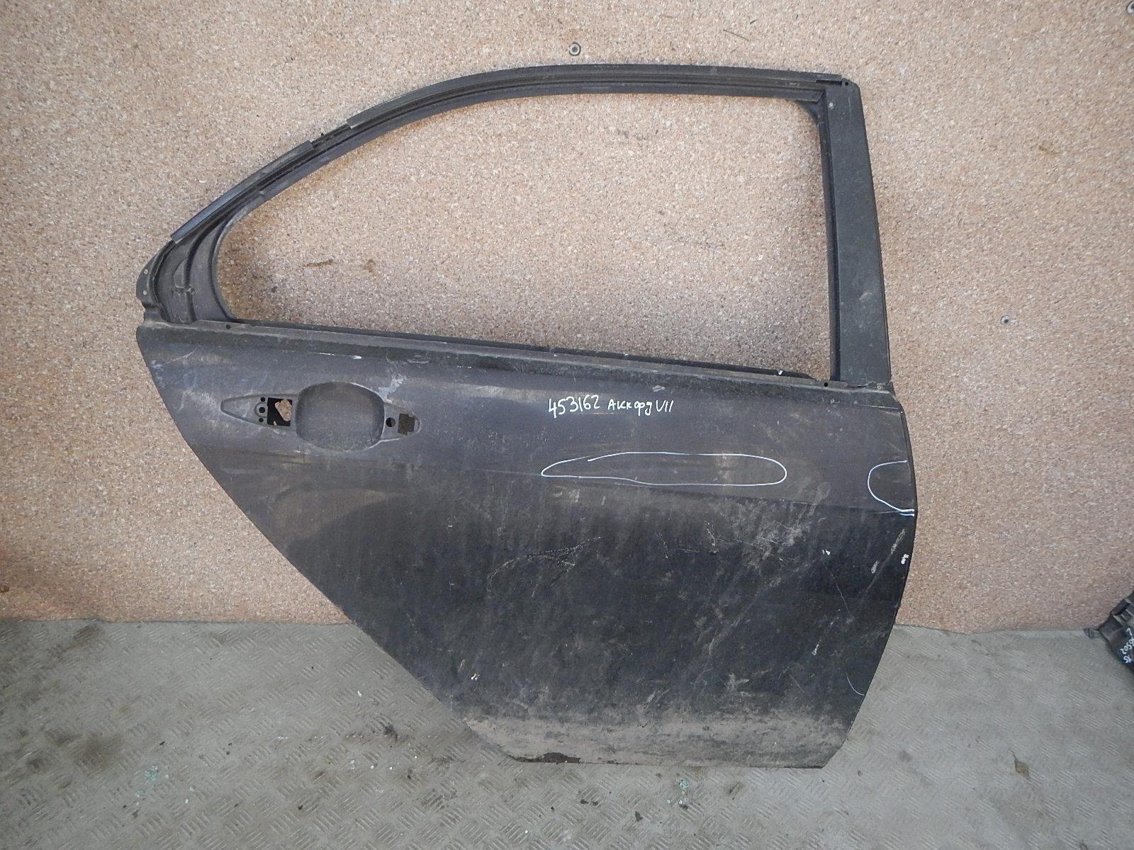 задняя правая дверь на хонда аккорд 9 оригинальные.