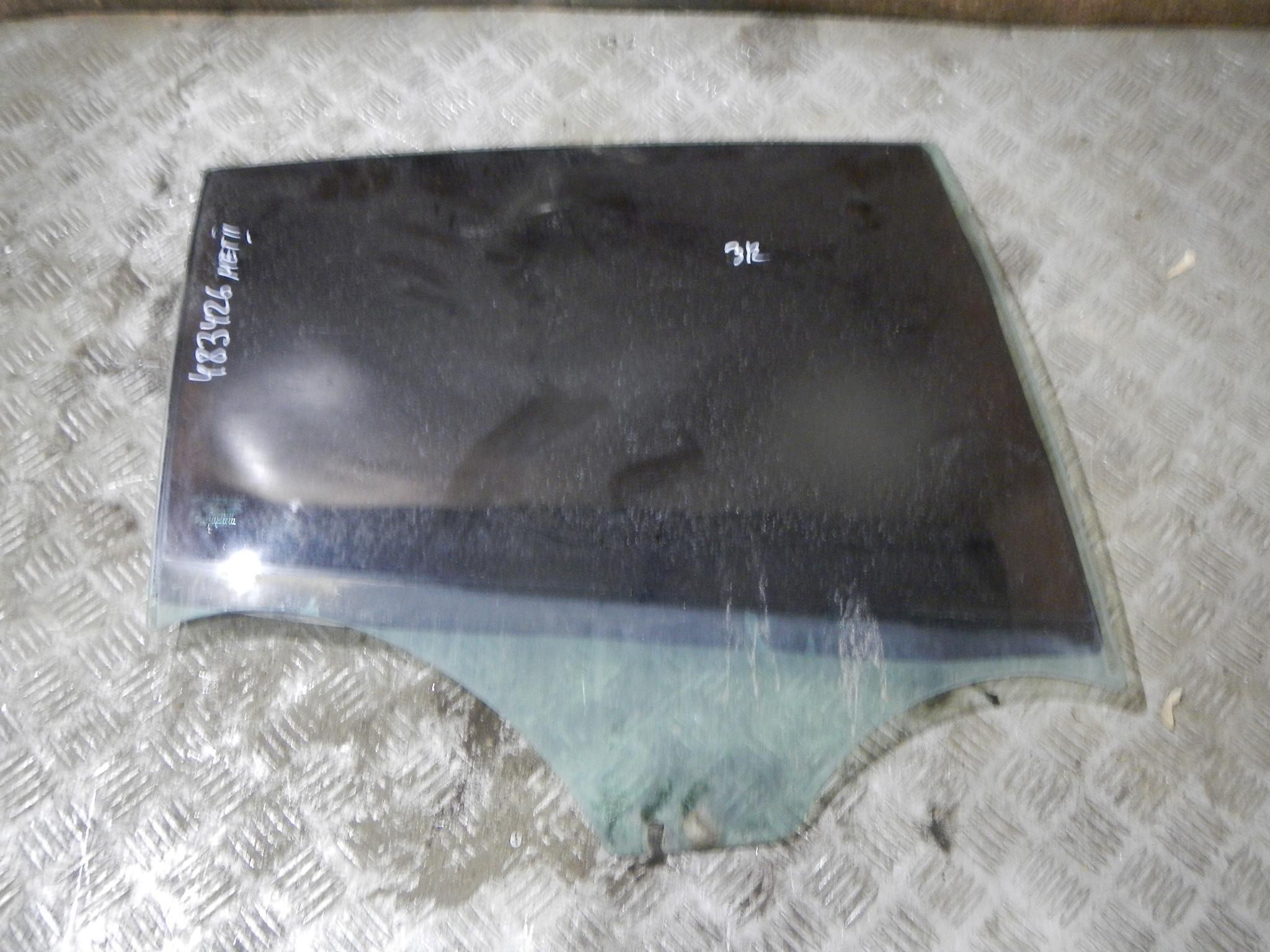 Купить Держатель Бокового Стекла Рено Меган 2