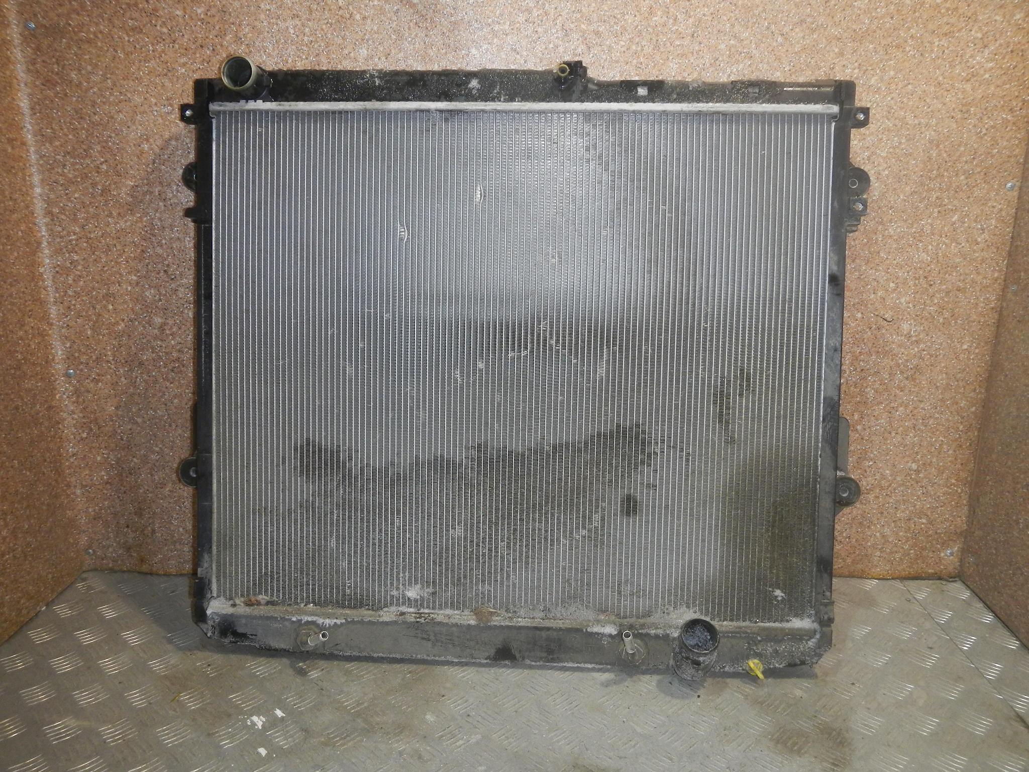 радиатор охлаждения тойота ленд крузер