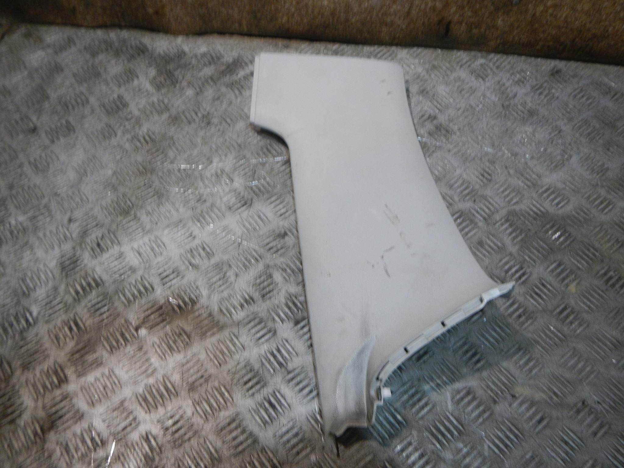 Купить Стойки Шкода Фабия 1