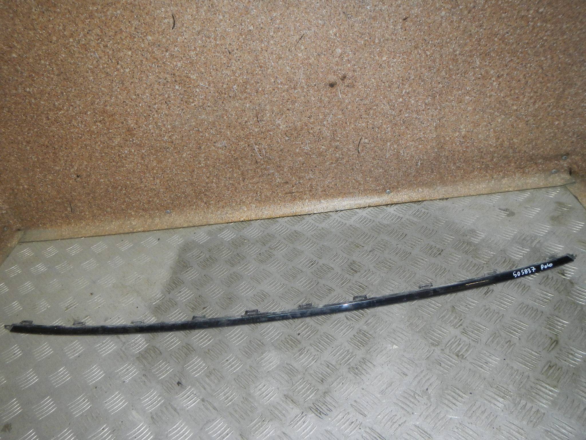 Купить Молдинг На Лобовое Стекло Форд Эксплорер