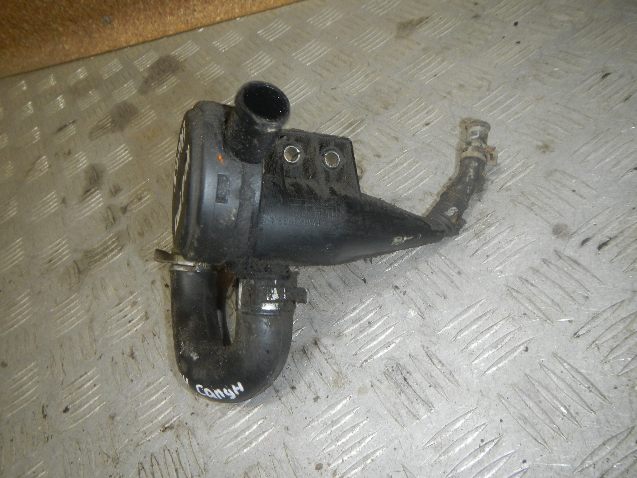 Сапун саньенг. Сапун саньенг. Патрубок маслоотделителя ssangyong kyron. Сапун саньенг. Сапун саньенг.