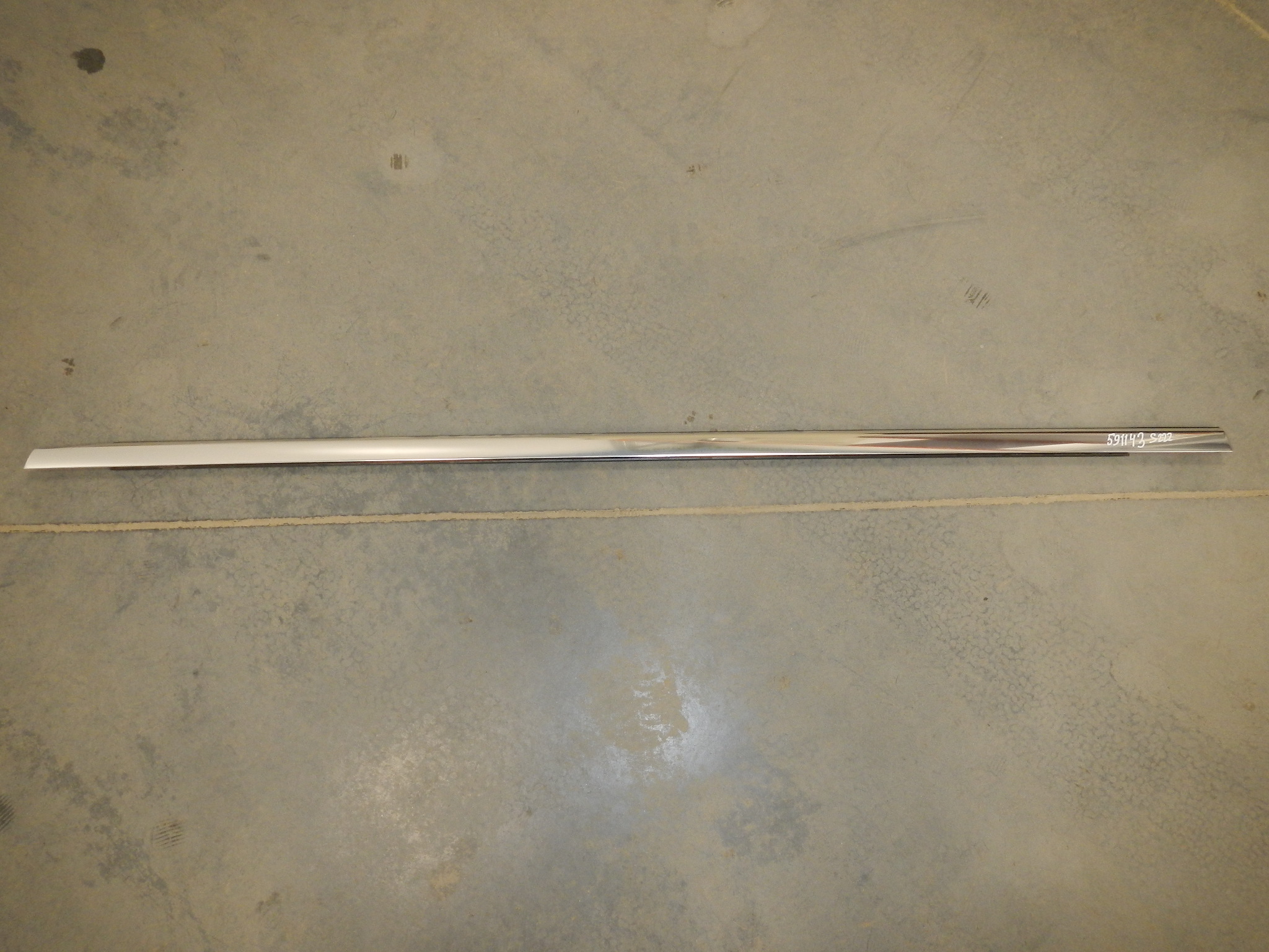 Накладка двери задней правой