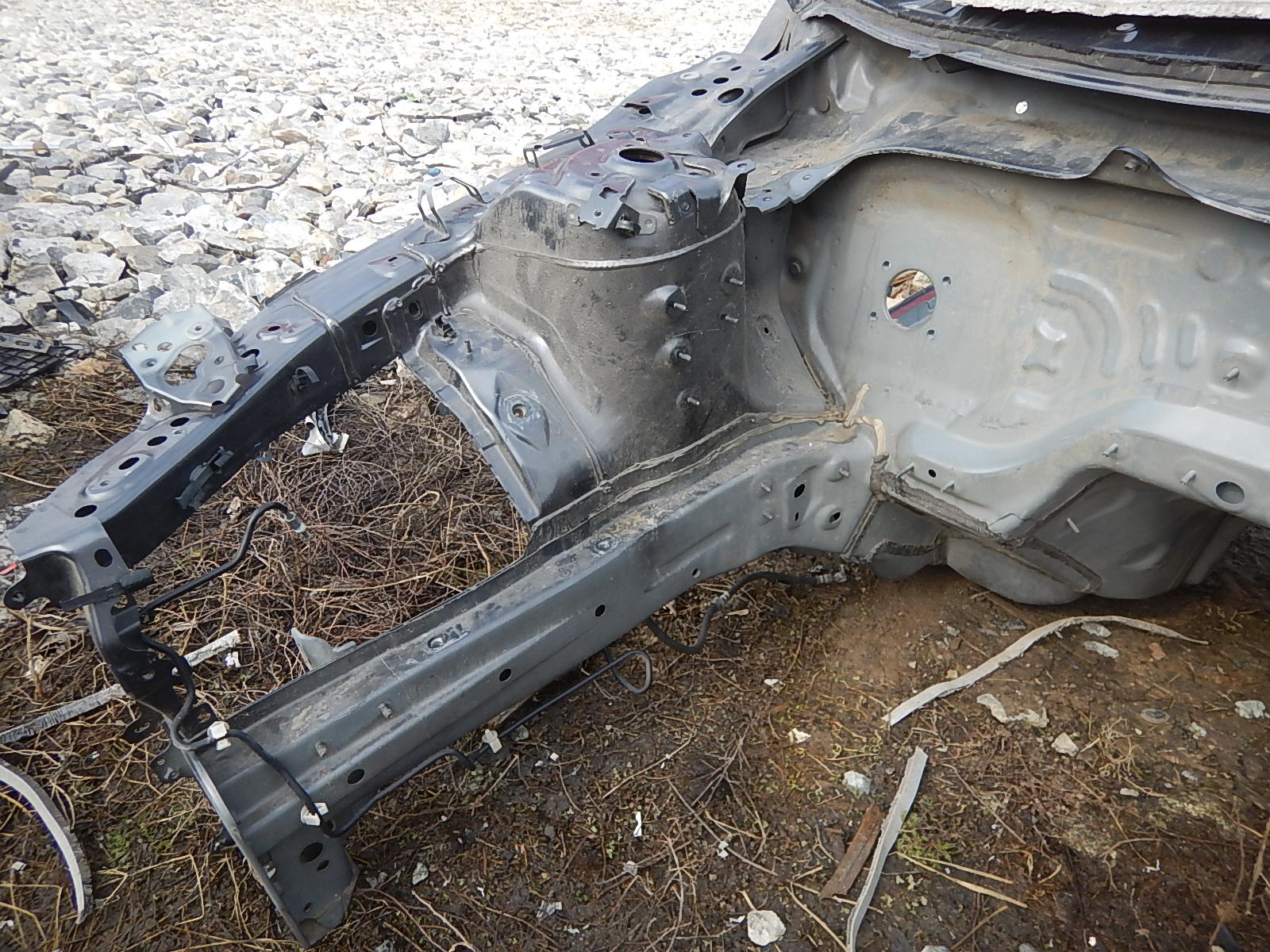 Лонжерон передний правый