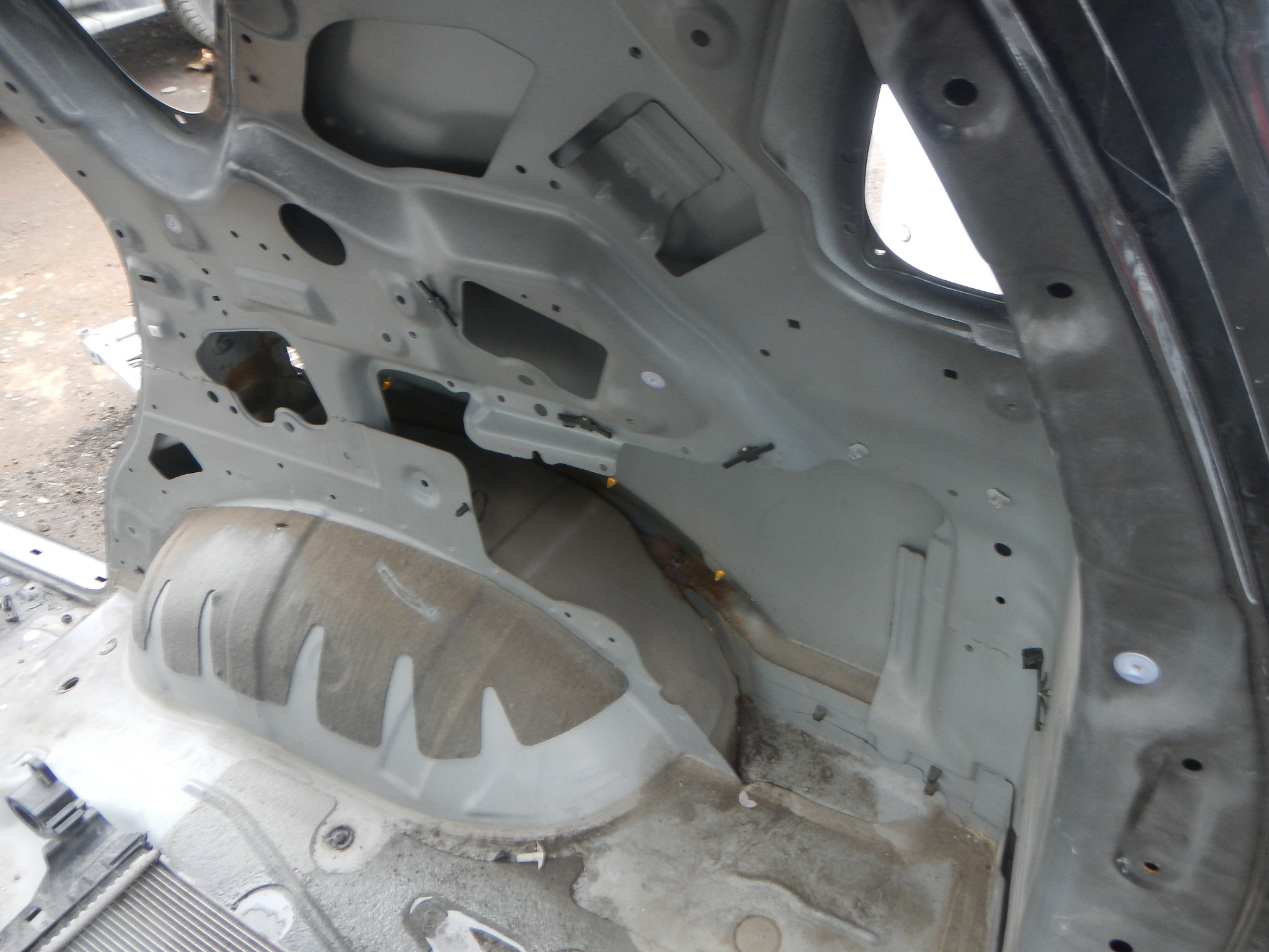 Крыло заднее правое