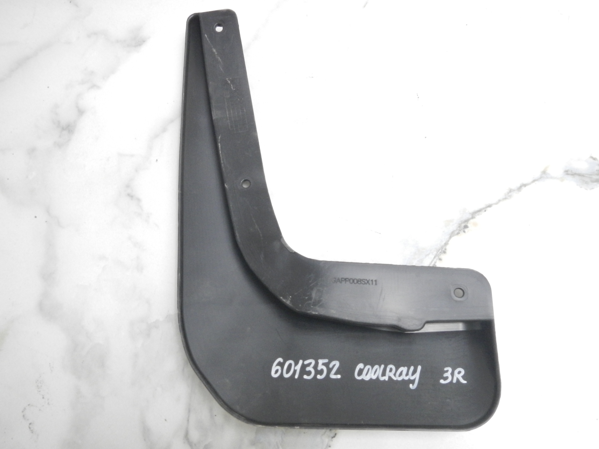 Брызговик задний правый