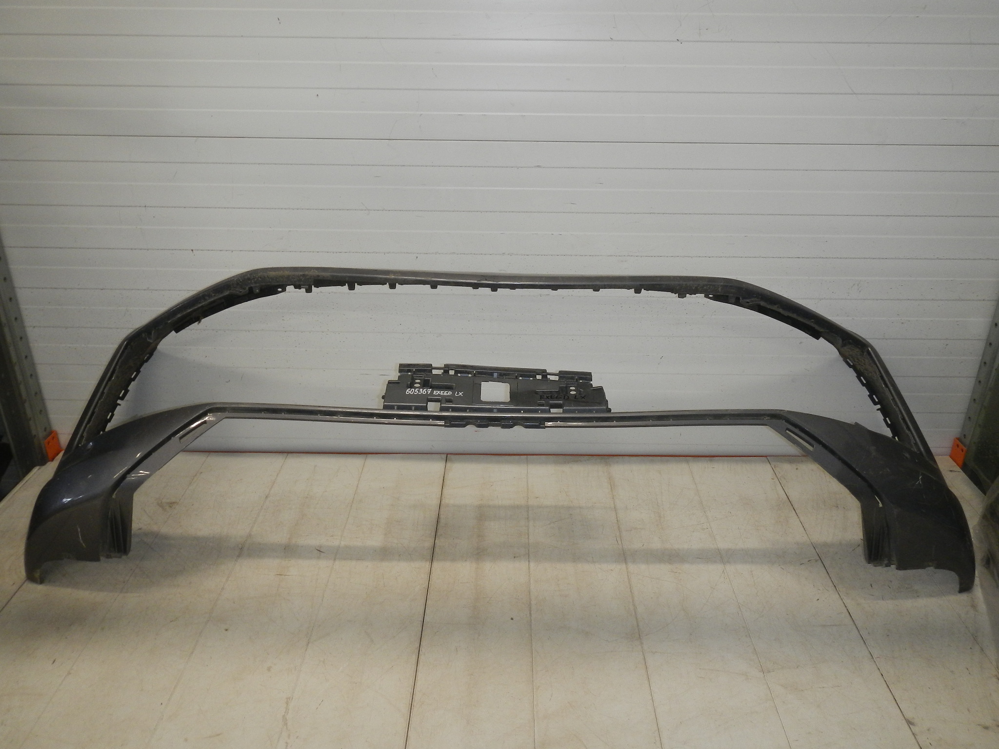 Бампер передний