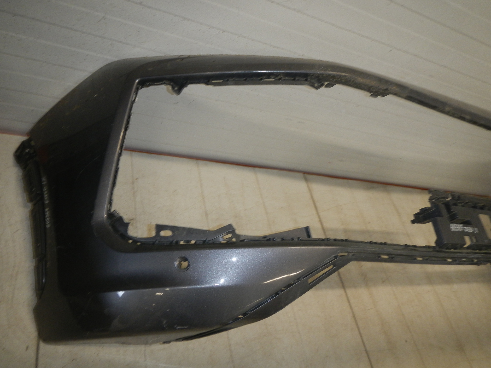 Бампер передний