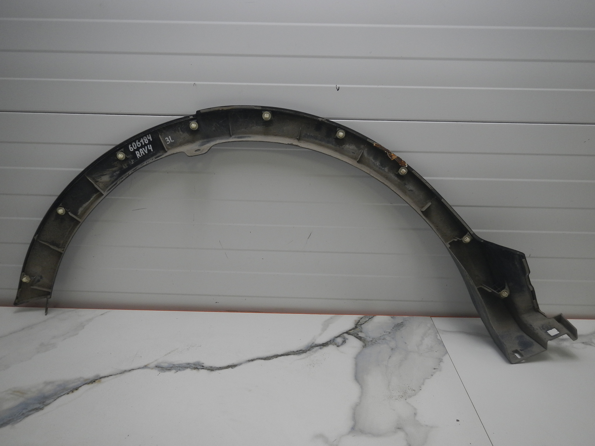 Накладка на крыло