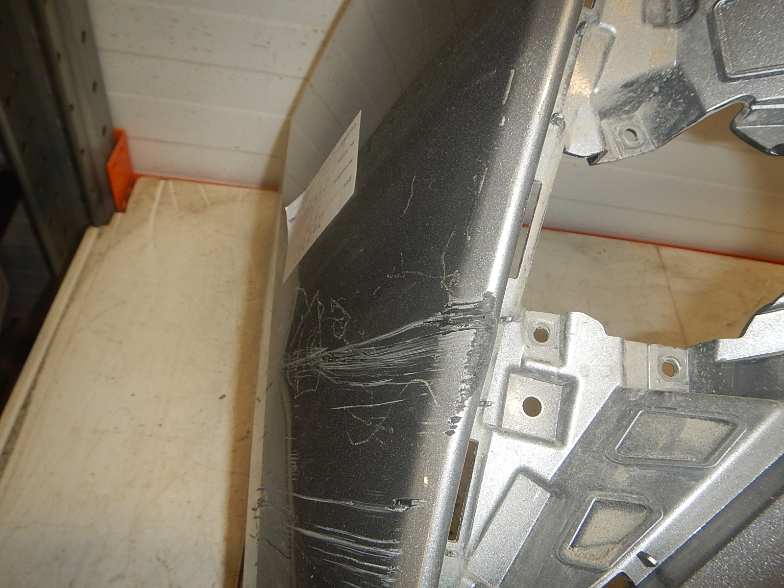 Бампер передний