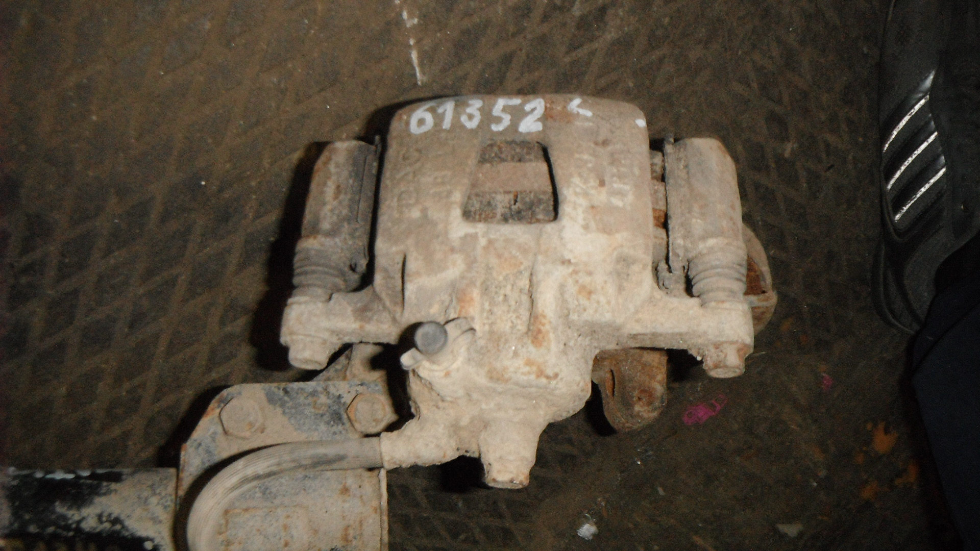 8. 8. Клапан суппорта дэу джентра. Суппорт дэу матиз. 8 артикул.