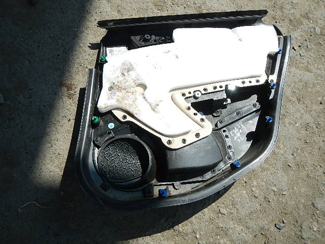 задняя дверь opel astra j