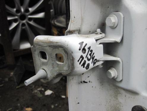 Фотография Петля двери задней правой верхняя, Ford (Форд)-TOURNEO CONNECT (02-09)