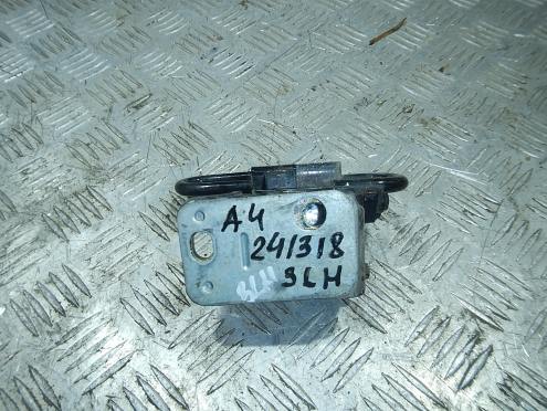 Фотография Петля двери задней левой нижняя, Audi (Ауди)-А4 (B7) (05-07)