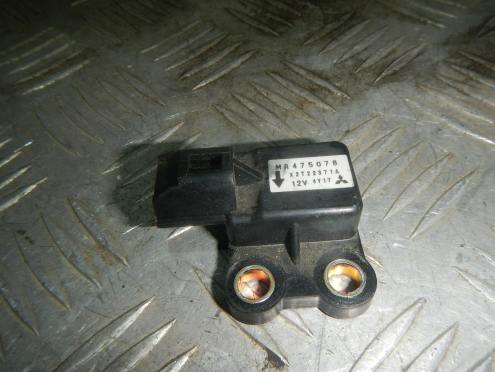 Фотография Датчик AIR BAG, Mitsubishi (Митсубиси)-PAJERO PININ (H6,H7) (99-05)
