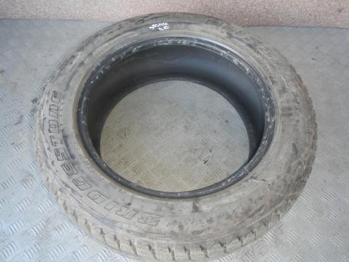 Шина зимняя, R18 235\60 (Bridgestone, Blizzak DM-V1)