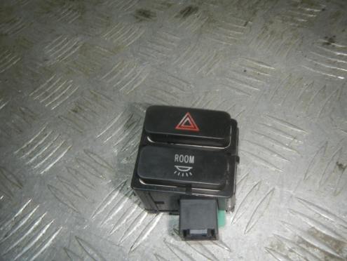 Кнопка аварийной сигнализации, Toyota (Тойота)-ALPHARD (08-)