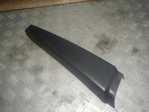 Накладка стойки (Кузов снаружи), Seat (Сеат)-IBIZA (08-)