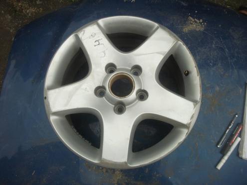 Фотография Диск колесный литой R16 5*120 j7,0 ET0 DIA72,5 (BMW)