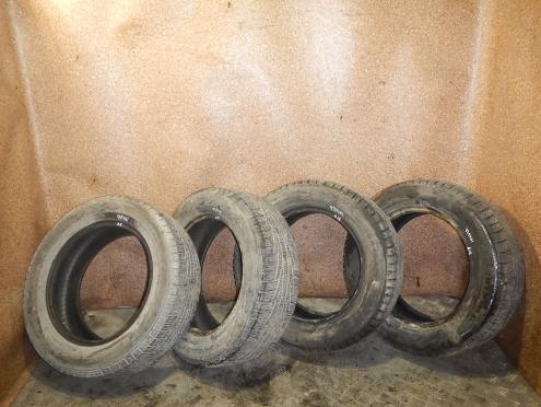 Комплект шин зимних, R15 195\60 (Nokian Tyres, Nordman RS2)