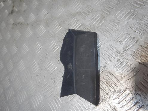Накладка (кузов внутри), Toyota (Тойота)-CAMRY 70 (17-)