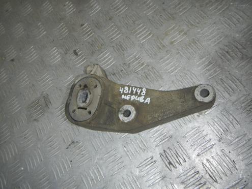 Опора двигателя задняя, Opel (Опель)-MERIVA (03-10)