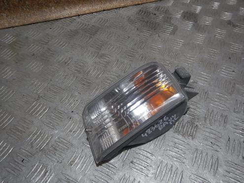 Указатель поворота левый, Toyota (Тойота)-RAV4 (00-05)