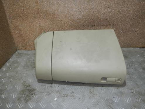 Бардачок, Mazda (Мазда)-3 (BK) (02-09)