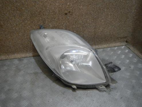 Фара правая, Toyota (Тойота)-YARIS (05-)