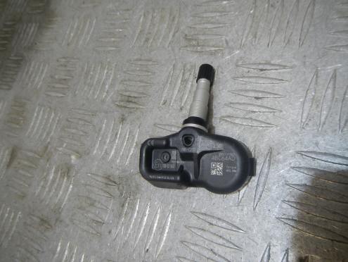 Фотография Датчик давления в шине (TPMS), Toyota (Тойота)-LAND CRUISER 200 (08-)