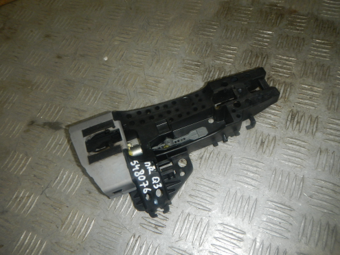 Кронштейн ручки, Audi (Ауди)-Q3 (8U) (12-18)