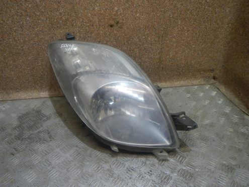 Фара правая, Toyota (Тойота)-YARIS (05-)