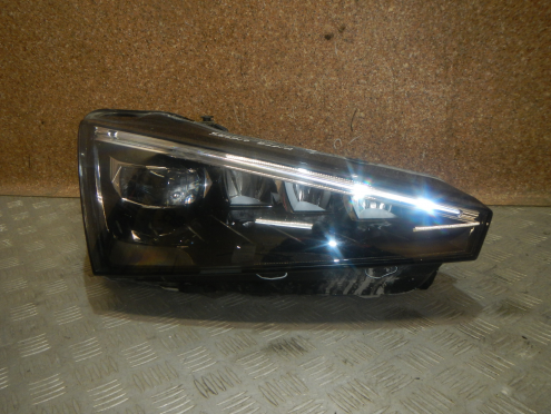 Фара правая, Skoda (Шкода)-RAPID (20-)