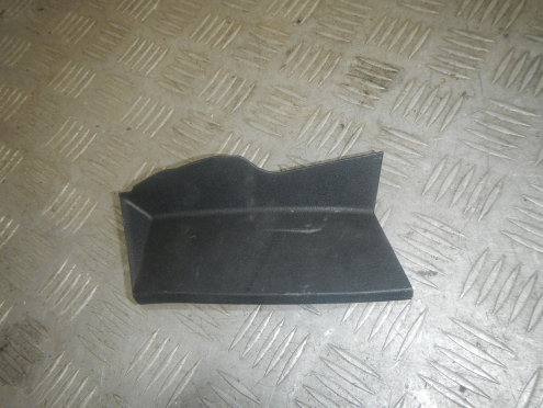Накладка (кузов внутри), Toyota (Тойота)-CAMRY 70 (17-)